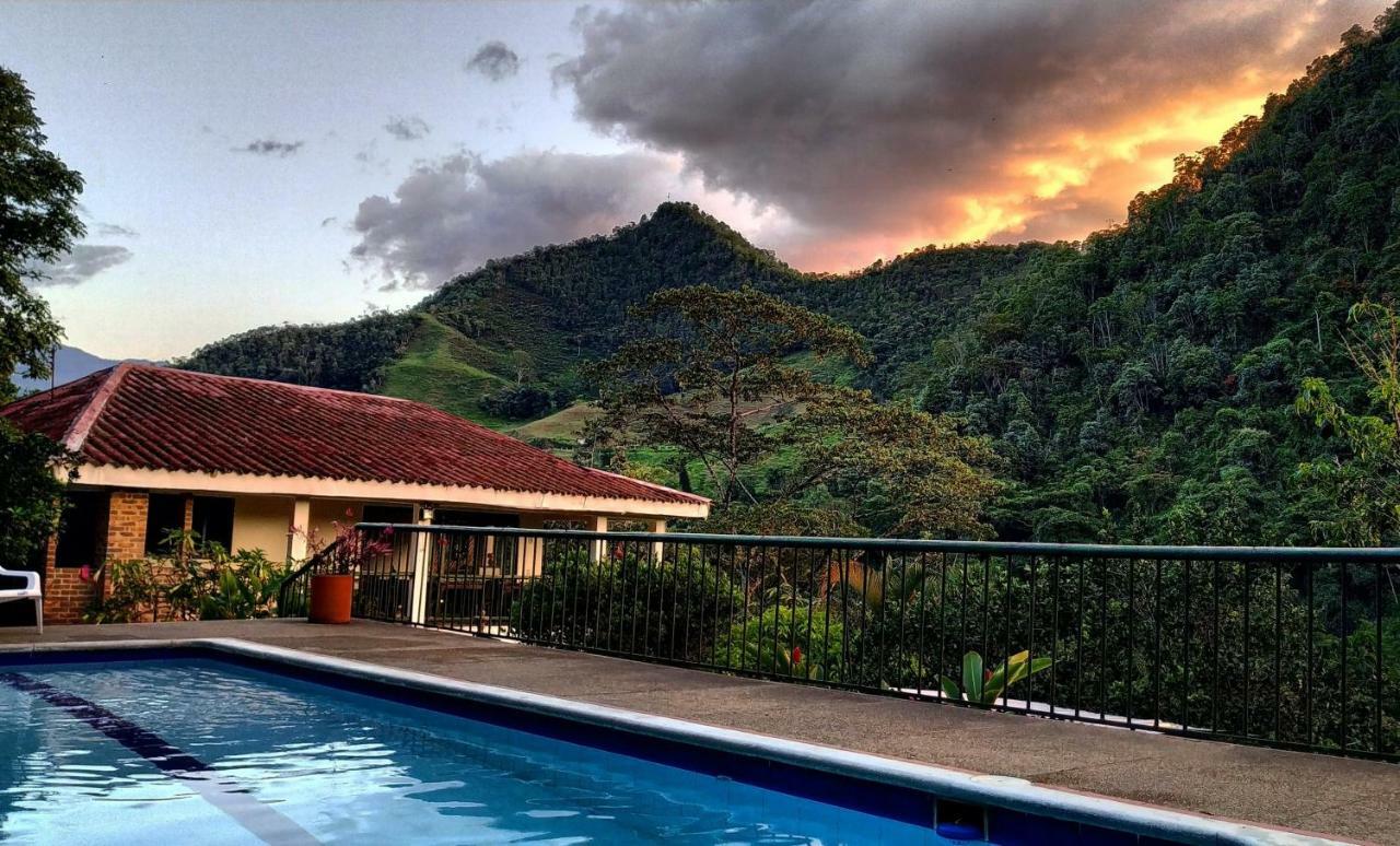 Duck House Hotel La Vega  Ngoại thất bức ảnh